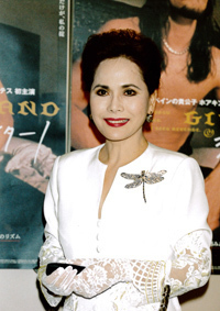 devi2001.jpg