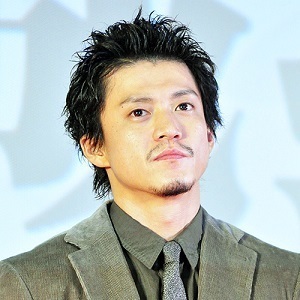 thumb-12156-61132-entame.jpg